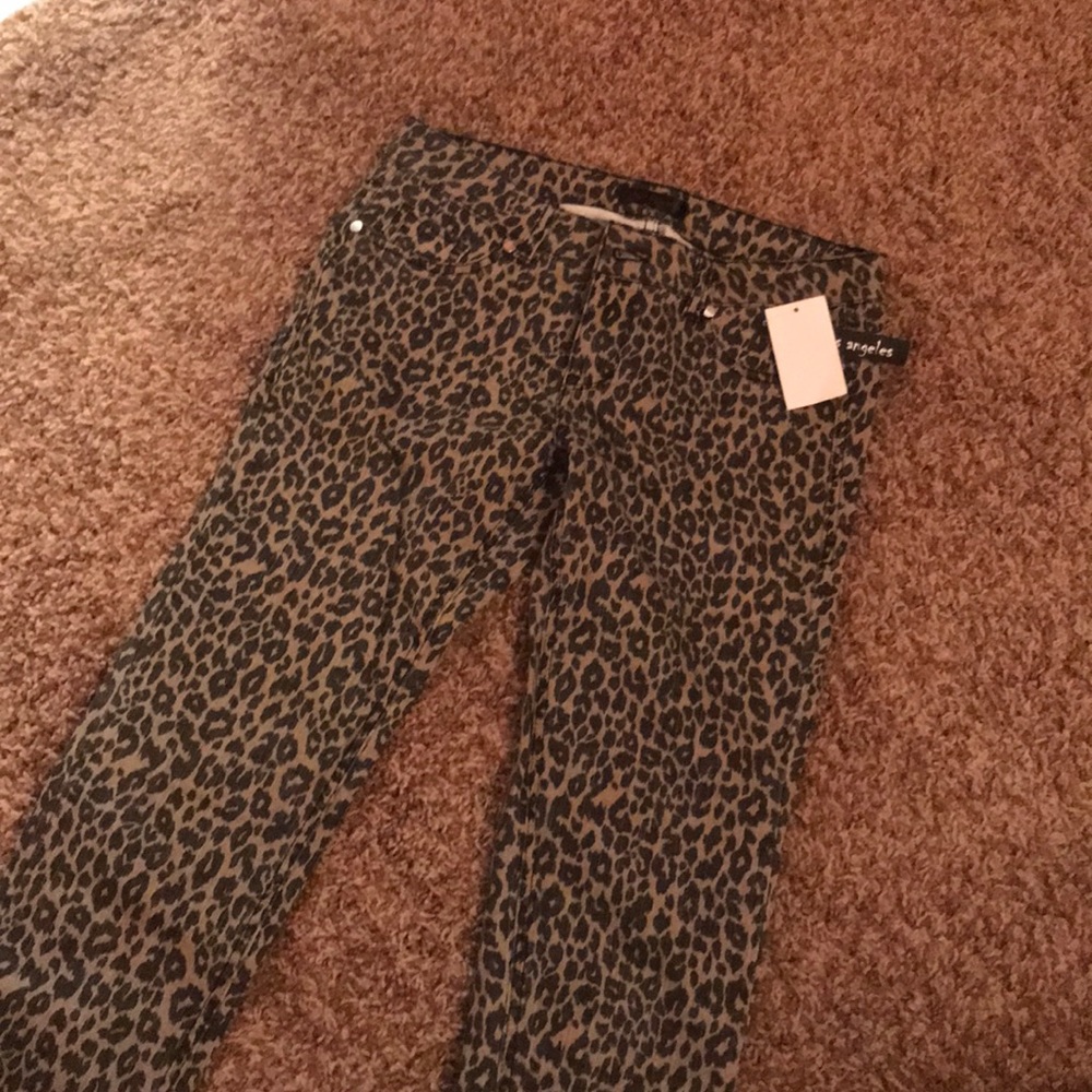Leopard print skinny jeans